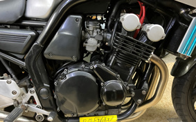 YAMAHA FZ400 1997 4YR