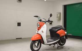 YAMAHA E-VINO 2022 SY11J