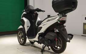 YAMAHA TRICITY 125 SE82J
