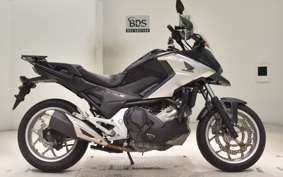 HONDA NC750X D 2018 RC90