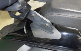 HONDA NM4 VULTUS -01 2014 RC82