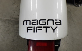 HONDA MAGNA 50 2024 AC13