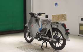 HONDA C125 SUPER CUB 2001 JA71