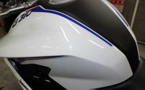 BMW G310R 2017