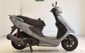SUZUKI GSR125