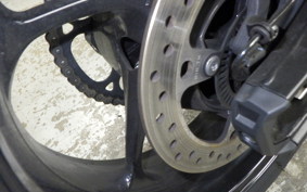TRIUMPH TRIDENT 660 2025