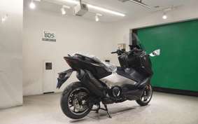 YAMAHA T-MAX 560 2026 SJ21J
