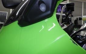 KAWASAKI GPZ900R NINJA 2002 ZX900A