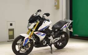 BMW G310R 2017
