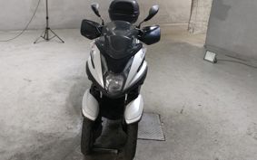 YAMAHA TRICITY 125 SE82J
