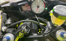 YAMAHA YZF-R6 2003 RJ05
