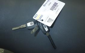 HUSQVARNA SVARTPILEN 401 2022