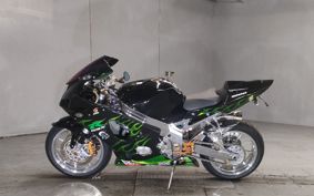 SUZUKI GSX-R1000 GT75A