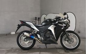 HONDA CBR250R MC41