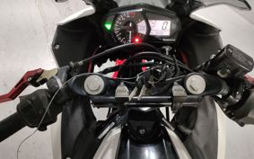 YAMAHA YZF-R25 RG10J