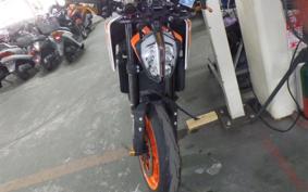 KTM 890 DUKE R 2023