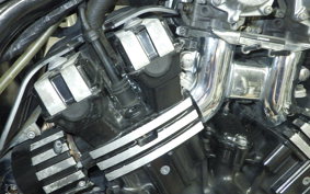 YAMAHA VMAX 2000