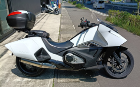 HONDA NM4 VULTUS -02 2014 RC82