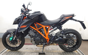 KTM 1290 SUPER DUKE R 2015 V3940