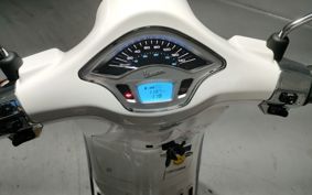 VESPA PRIMA BEIGE RA150 M82414