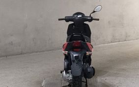 APRILIA SR125 ..