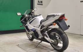 SUZUKI GSX-R750 2001