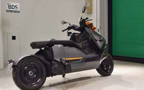 BMW CE04 2018