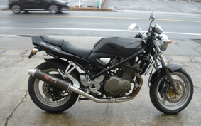 SUZUKI BANDIT400-1 GK75A