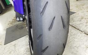 YAMAHA YZF-R1 2013