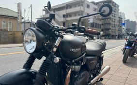 TRIUMPH  TRIUMPH  STREET  TWIN  2018 DAD74G