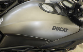 DUCATI ディアベルストラー(ショル