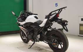 SUZUKI GSX250RA