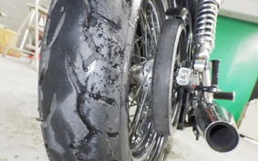 HARLEY XLH883 HUGGER 2002