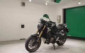 HONDA CB650R E-Clutch 2025