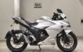 SUZUKI GIXXER 250 SF