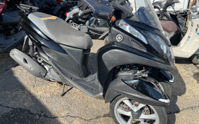 YAMAHA TRICITY 125 SE82J