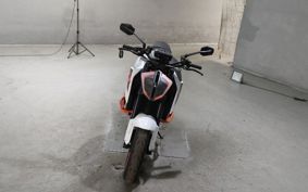 KTM 1290 SUPER  DUKE R V3940
