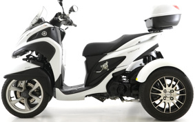 YAMAHA TRICITY 125 Trike SE78