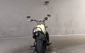 YAMAHA TW225 DG09J