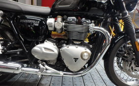 TRIUMPH  TRIUMPH  BONNEVILLE T120 2018 DAD75H