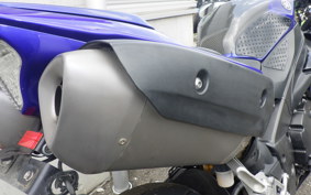 YAMAHA YZF-R1