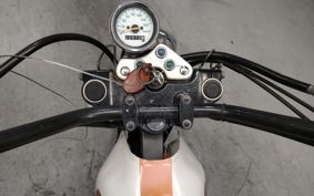 SUZUKI GLASS TRACKER BIG BOY NJ47A