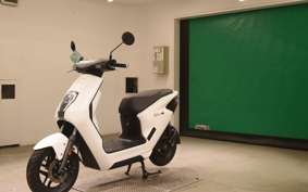 HONDA EM1 e: EF16