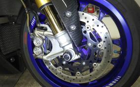 YAMAHA YZF-R1 M 2015