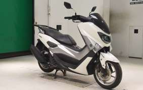 YAMAHA N-MAX 2002 SED6J