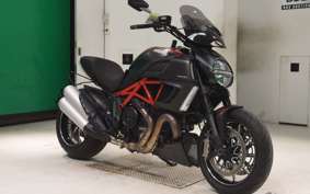 DUCATI DIAVEL Carbon 2012