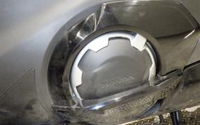 HONDA NM4 VULTUS -02 2015 RC82