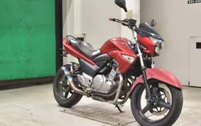 SUZUKI GSR250