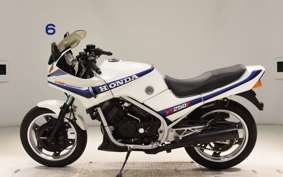HONDA VT250FE MC08
