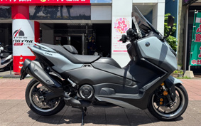 YAMAHA T-MAX 560 A TECHMAX 2025 SJ21J